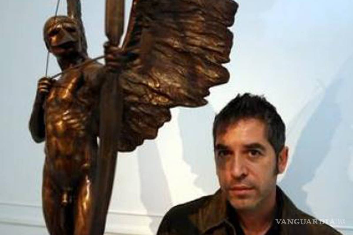 Escultor mexicano expone en Rumania