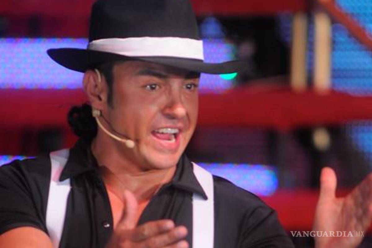 Latin Lover, listo para Qué bonito amor