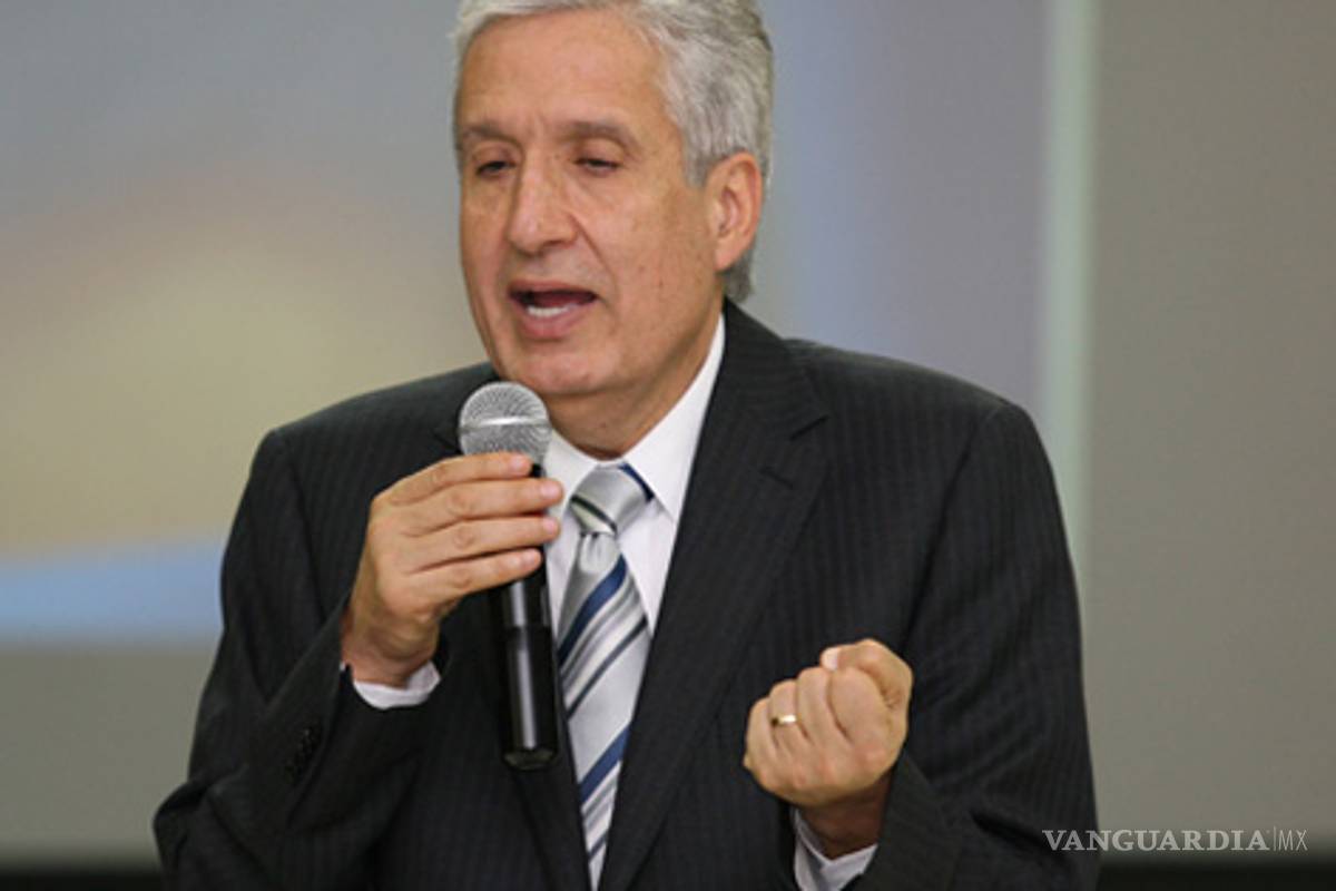 Nombran a nuevo rector del Tec campus Monterrey