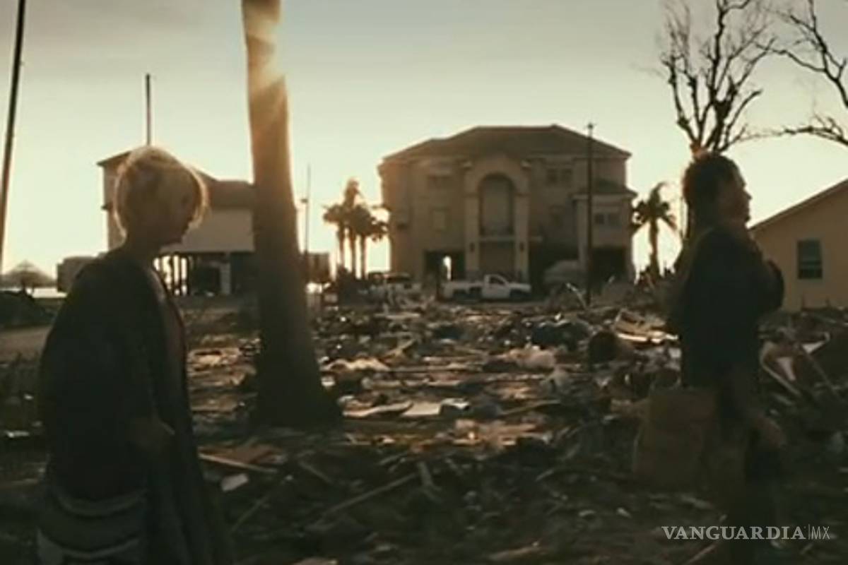 Estrenan filme de invasión de aliens a México