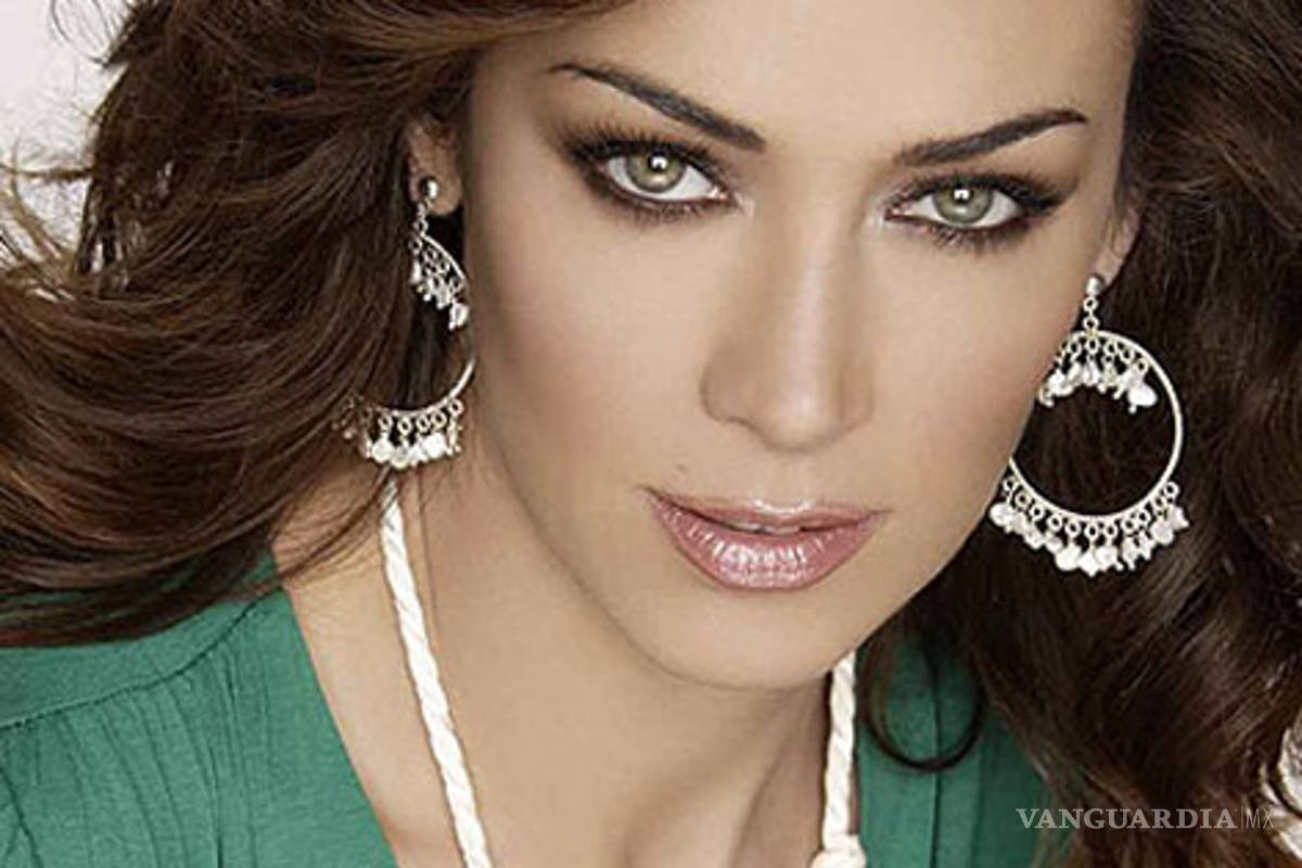 Anette Michel sale de TV Azteca