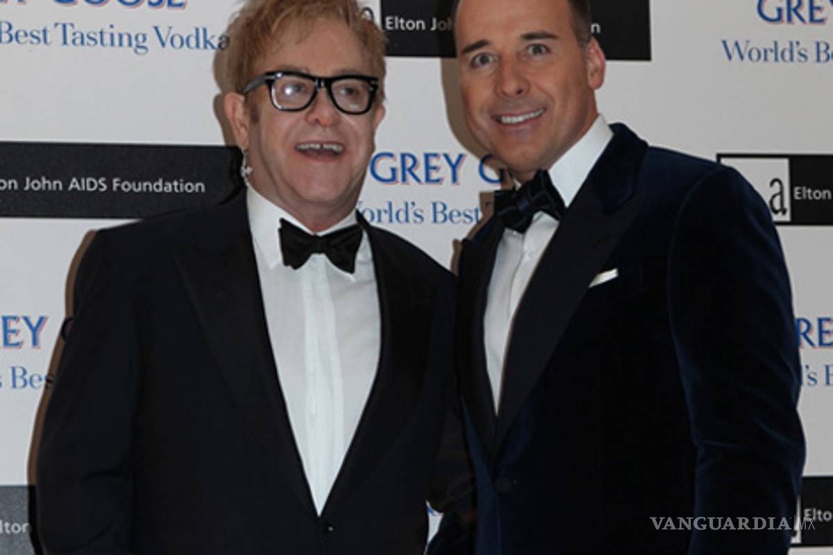 Elton John y su marido son padres por primera vez