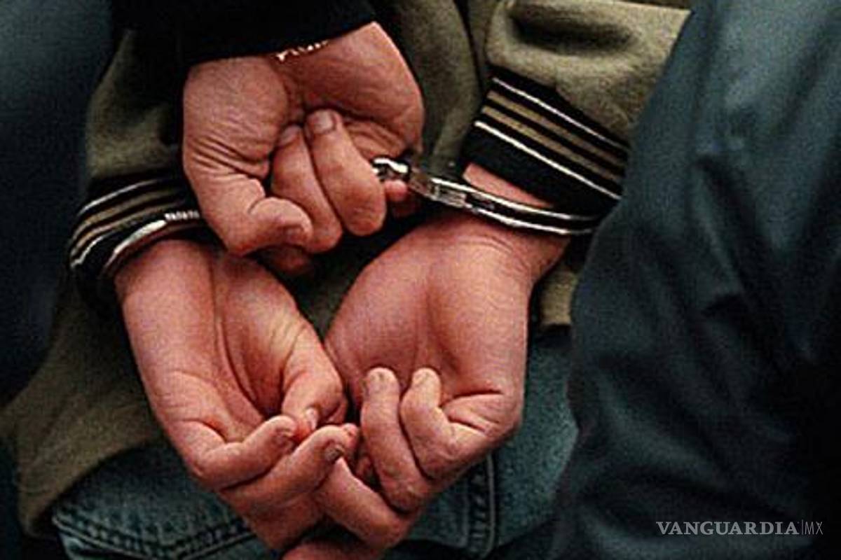 Dos generales son detenidos por vínculos con el narcotráfico