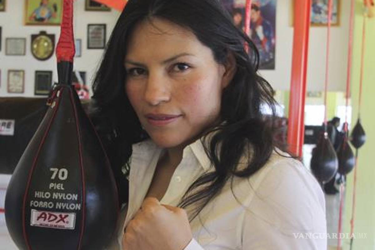 'La Guerrera' inaugura escuela de boxeo