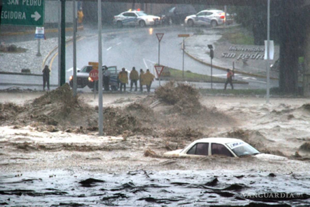 Alex provoca cuantiosos daños en Nuevo León
