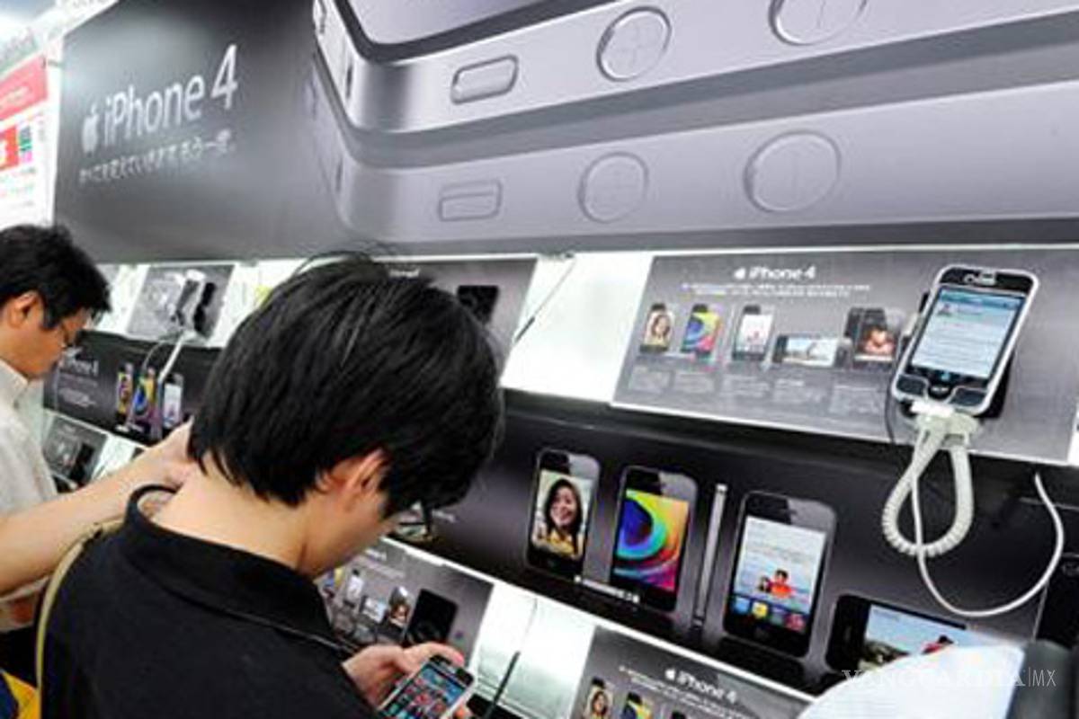 Apple responde a problemas del Iphone 4