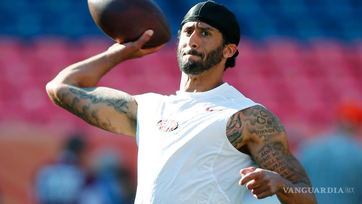 Colin Kaepernick apunto de quedar fuera de los 49ers