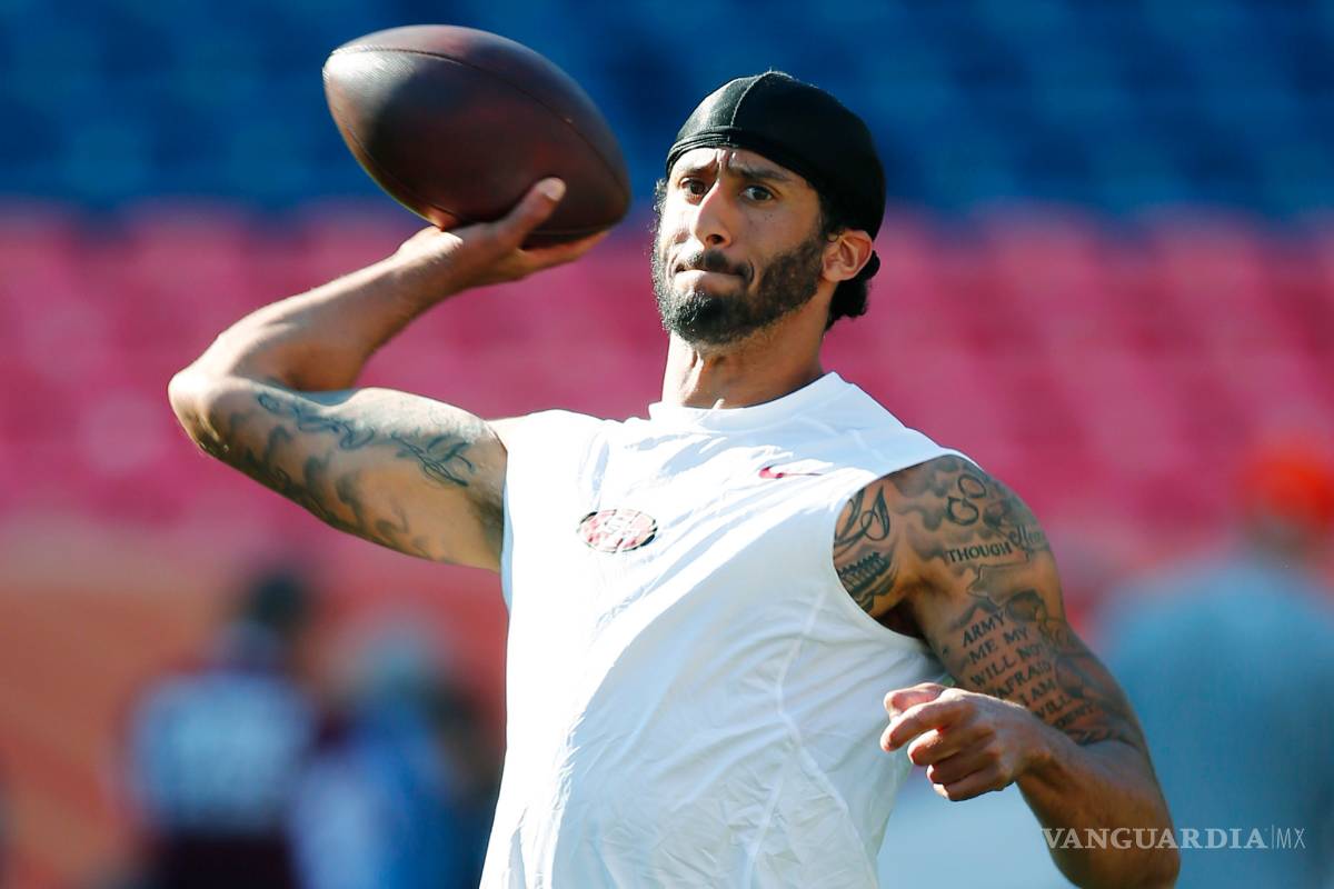 Colin Kaepernick apunto de quedar fuera de los 49ers