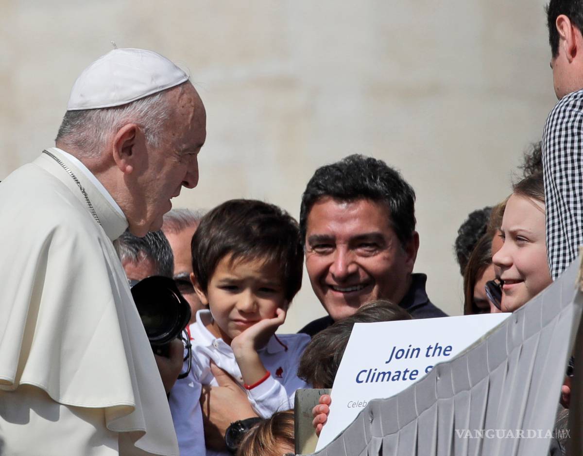 $!Greta Thunberg invita al papa Francisco a que se una a la huelga del clima