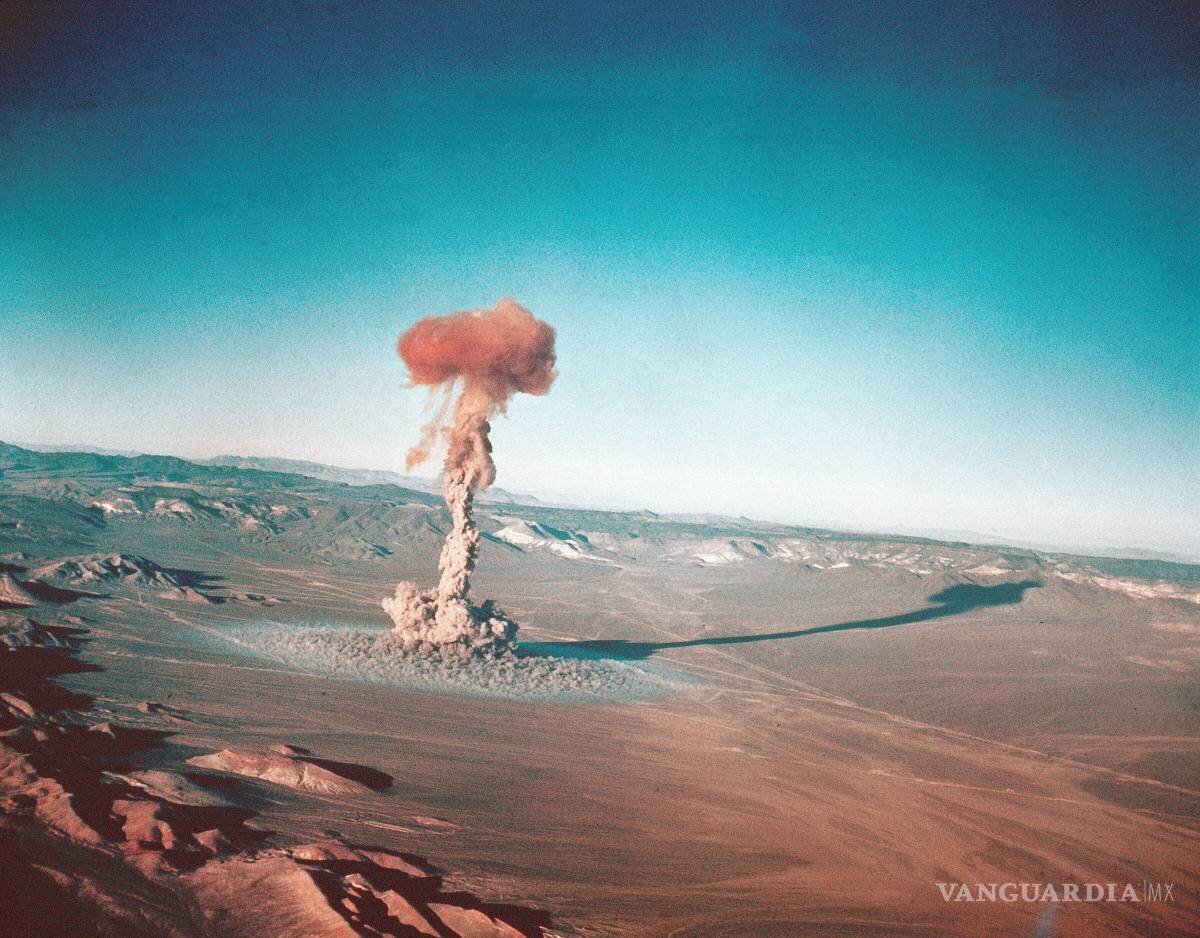 $!Una prueba nuclear cerca de Yucca Flats, Nevada el 23 de marzo de 1955.