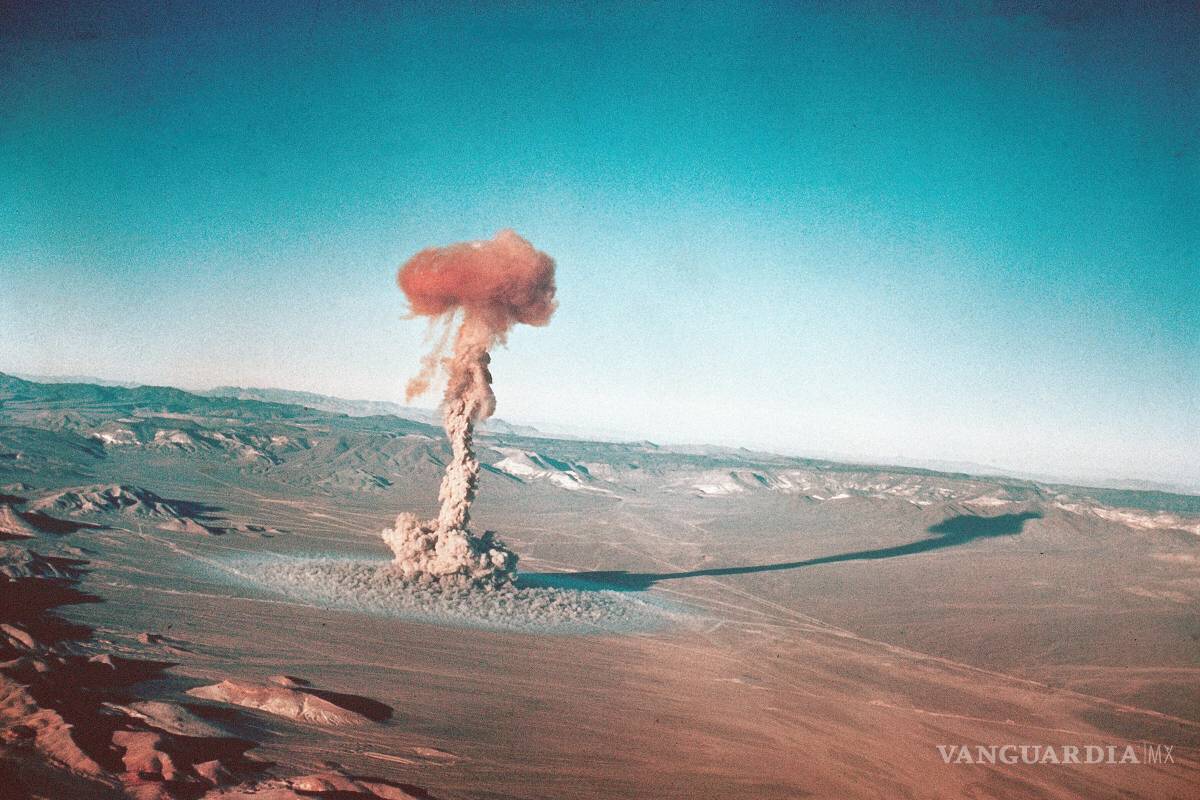 $!Una prueba nuclear cerca de Yucca Flats, Nevada el 23 de marzo de 1955.