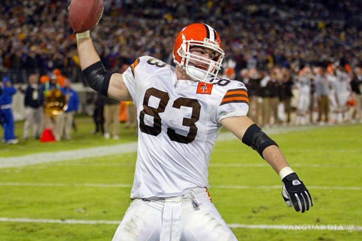 ‘Me pateó el trasero’, ex jugador de la NFL contagiado de COVID-19 cuenta su desgarradora historia