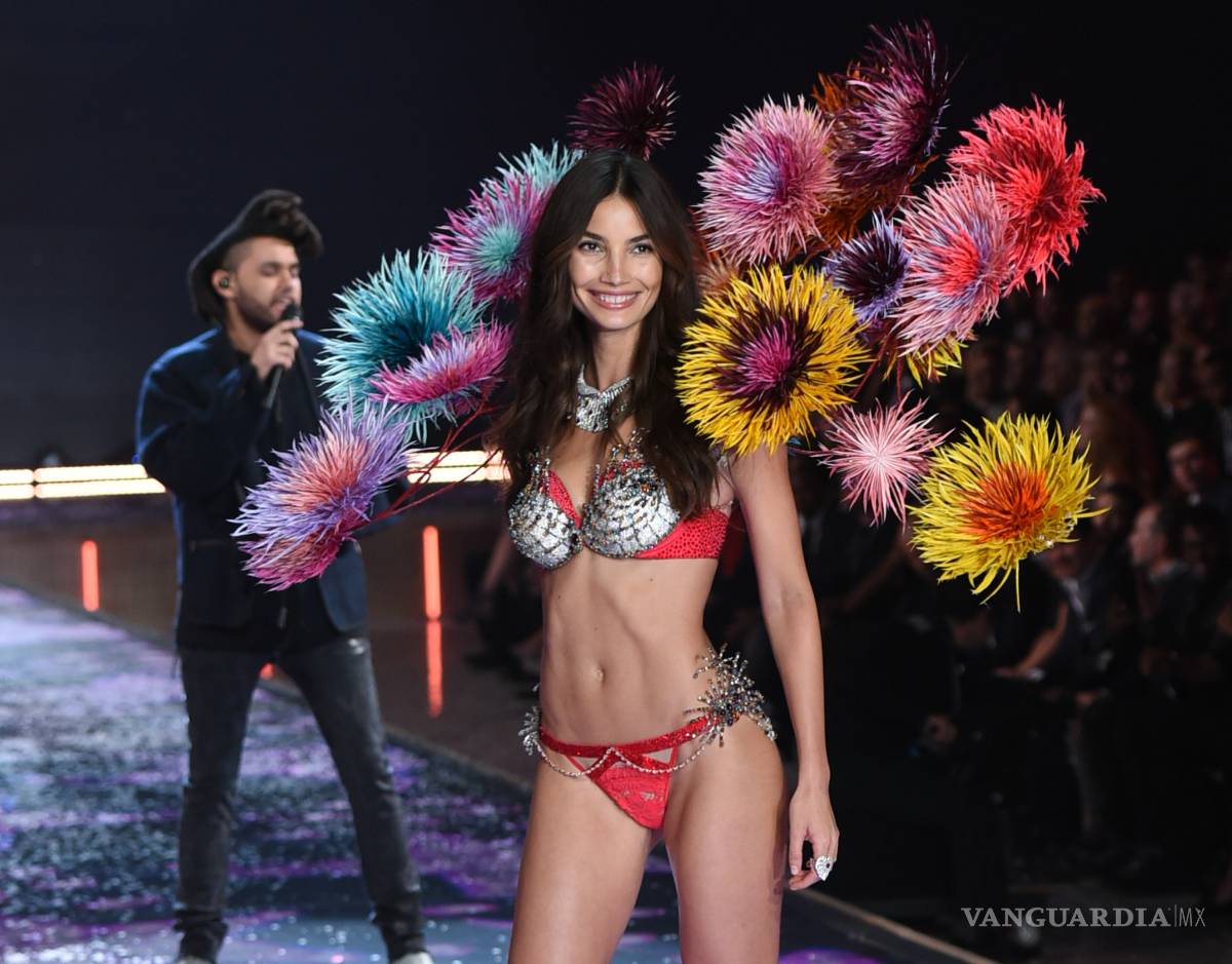 $!Victoria's Secret Fashion Show 2015: Selena Gómez, Kendall Jenner y más detalles del desfile