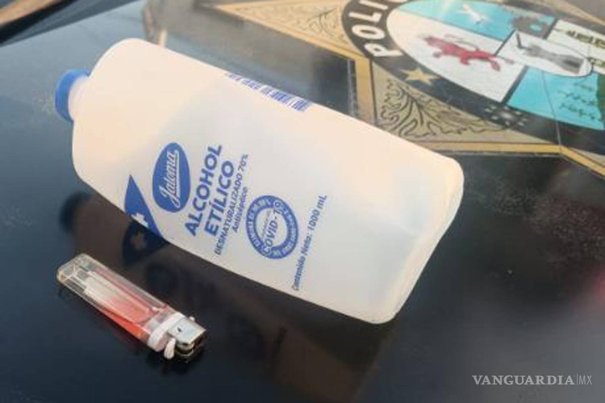 Hombre arroja alcohol al rostro de su pareja y la quema, en Nuevo León