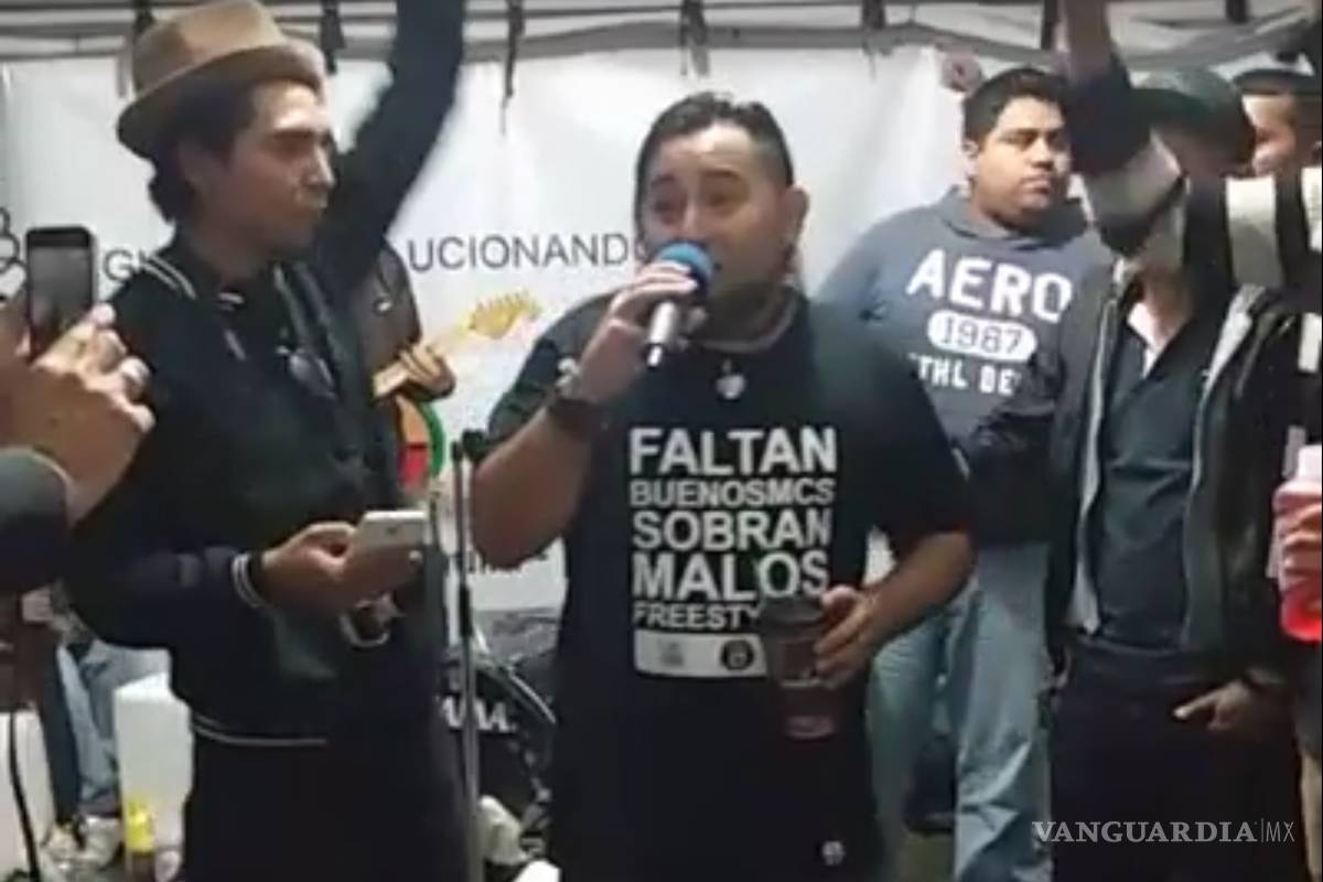 $!Monclovense rompe récord mundial de improvisación de rap por más de 24 horas continuas