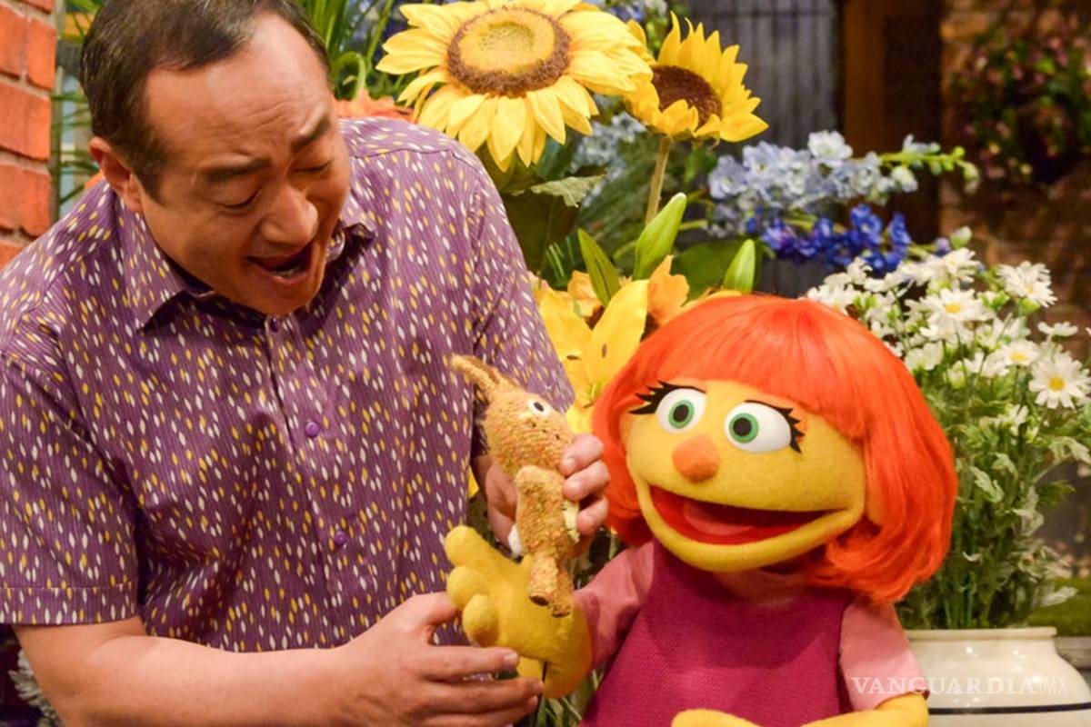 Plaza Sésamo incorpora a Julia, una niña que padece autismo