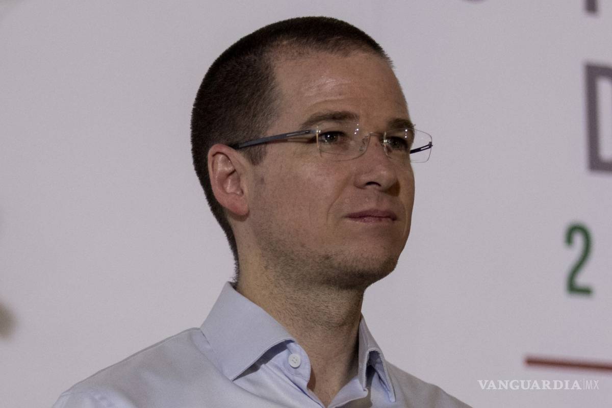 Propone Anaya modernización a las refinerías