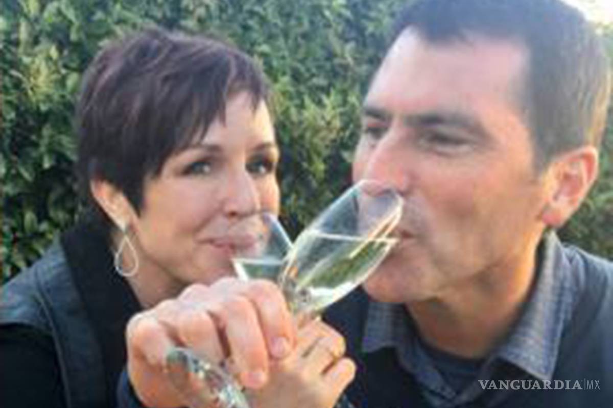 Ex matrimonio celebra fiesta de "recién divorciados"