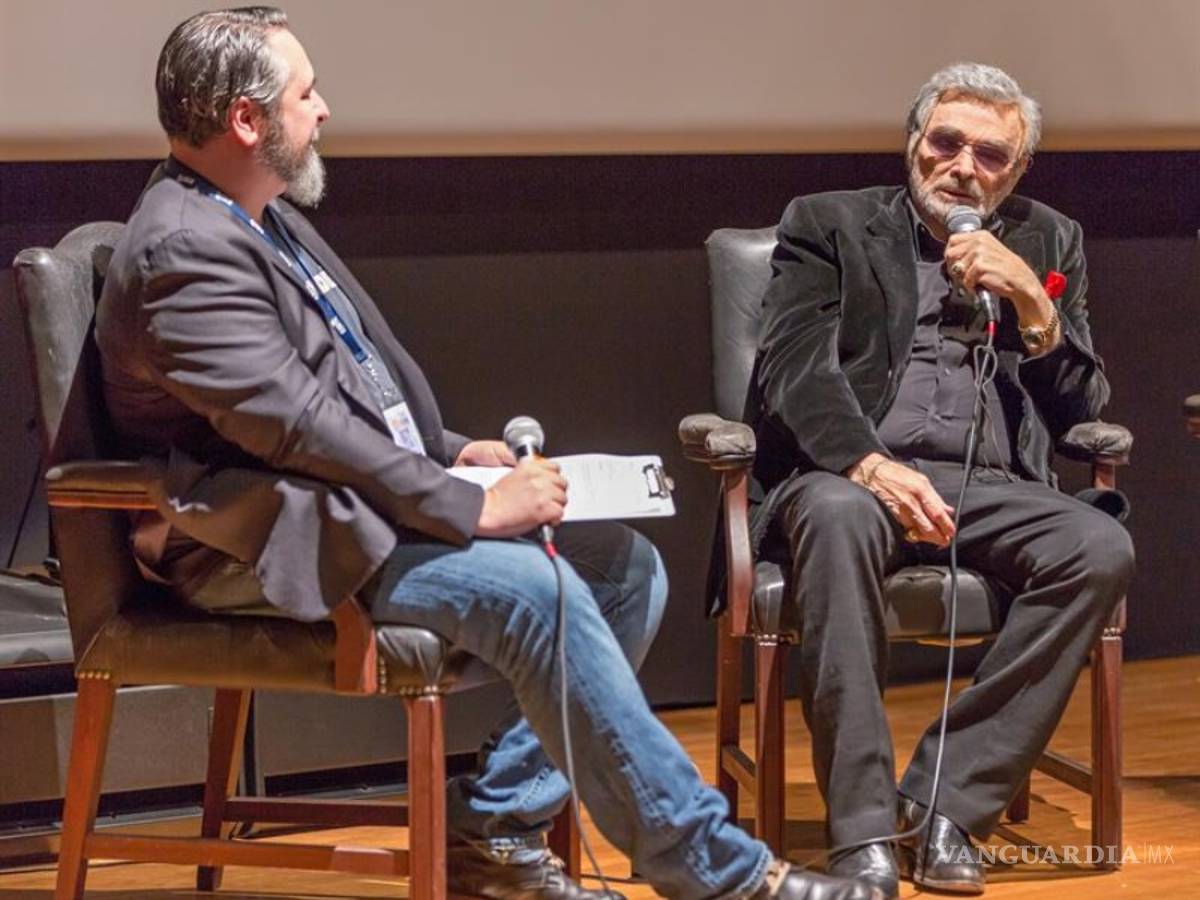 $!Burt Reynolds es premiado en el Festival de Cayo Hueso