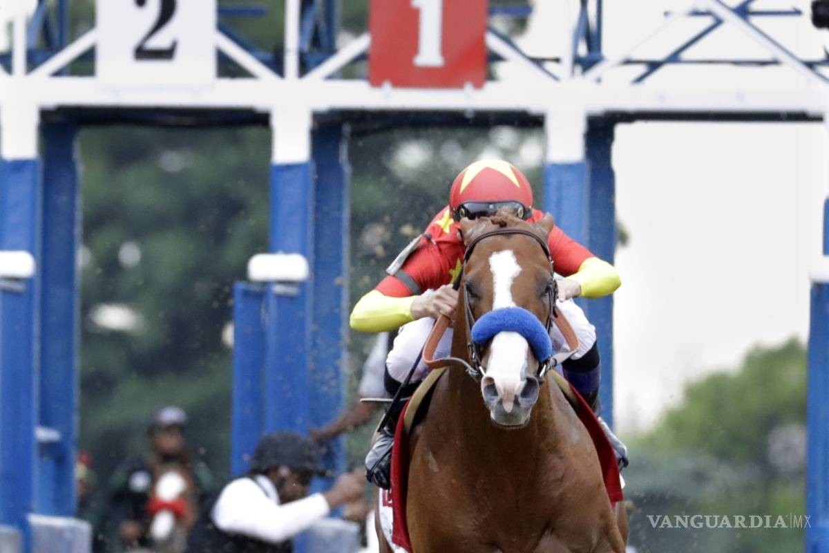 El caballo Justify hace historia y se lleva la Triple Corona tras ganar el Belmont Stakes 2018