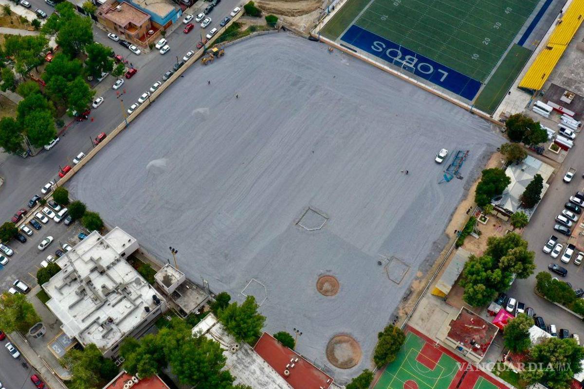 Con inversión de 10 mdp, avanza al 50% la rehabilitación del campo de béisbol del Ateneo Fuente