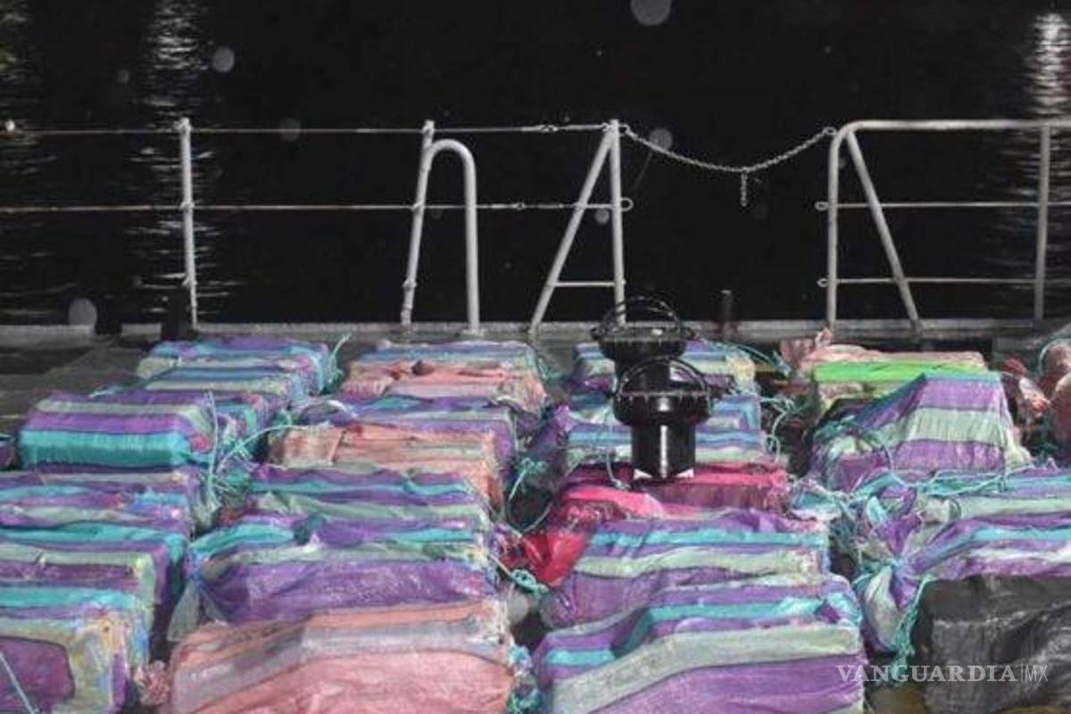 Ecuador decomisa casi tonelada y media de cocaína que sería enviada a México