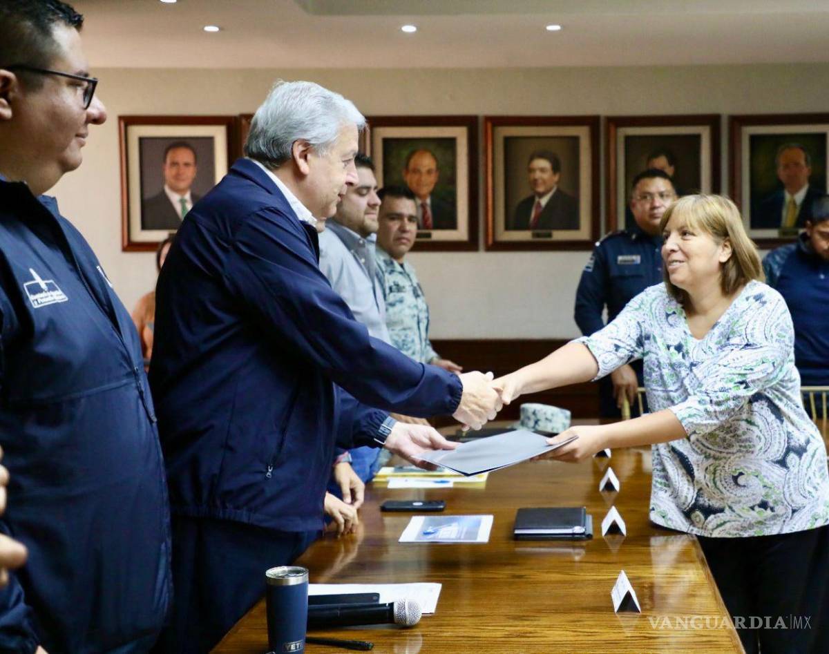 $!Los vecinos mediadores agradecieron al Alcalde la capacitación.