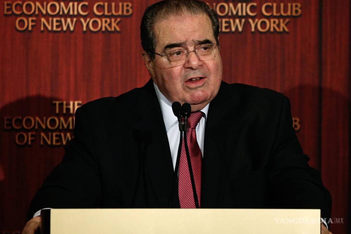 Muere Antonin Scalia, juez conservador del Tribunal de EU