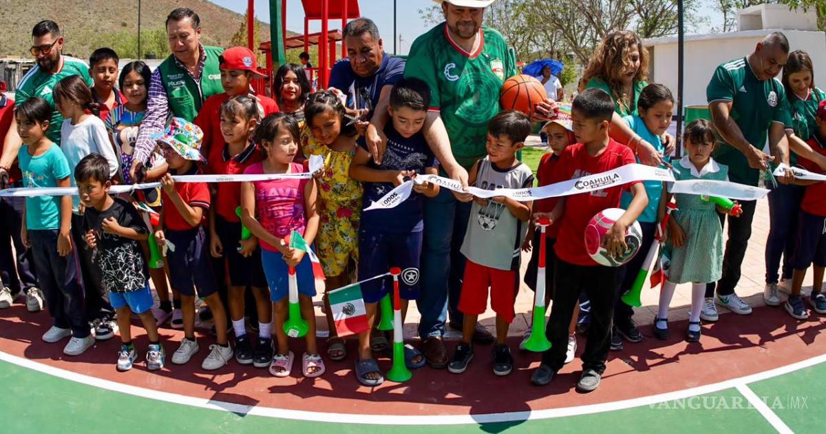Entregan Complejo Recreativo y Deportivo en Estación Higo, en Ramos Arizpe