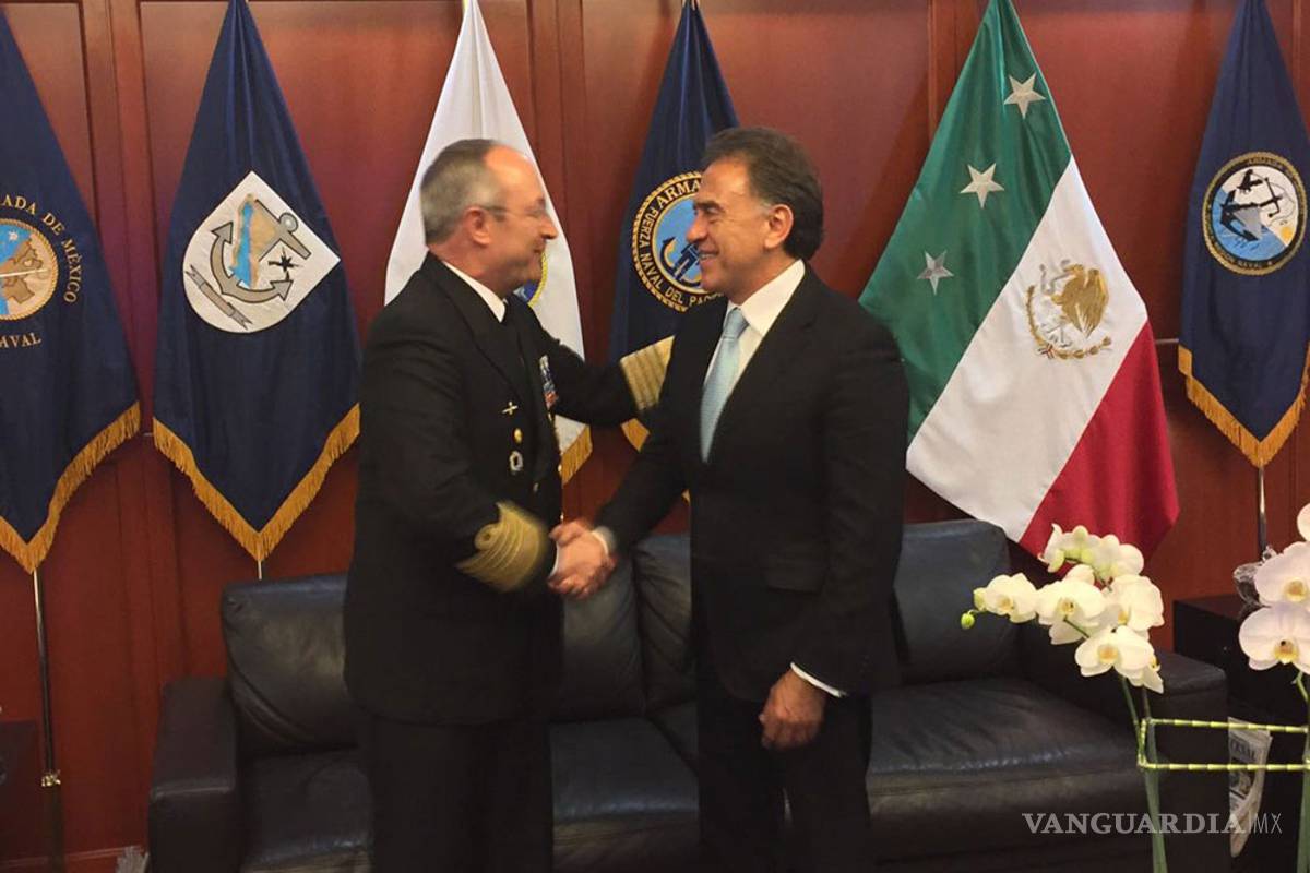 Por orden de Peña Nieto, seguirá la Marina en Veracruz: Yunes Linares