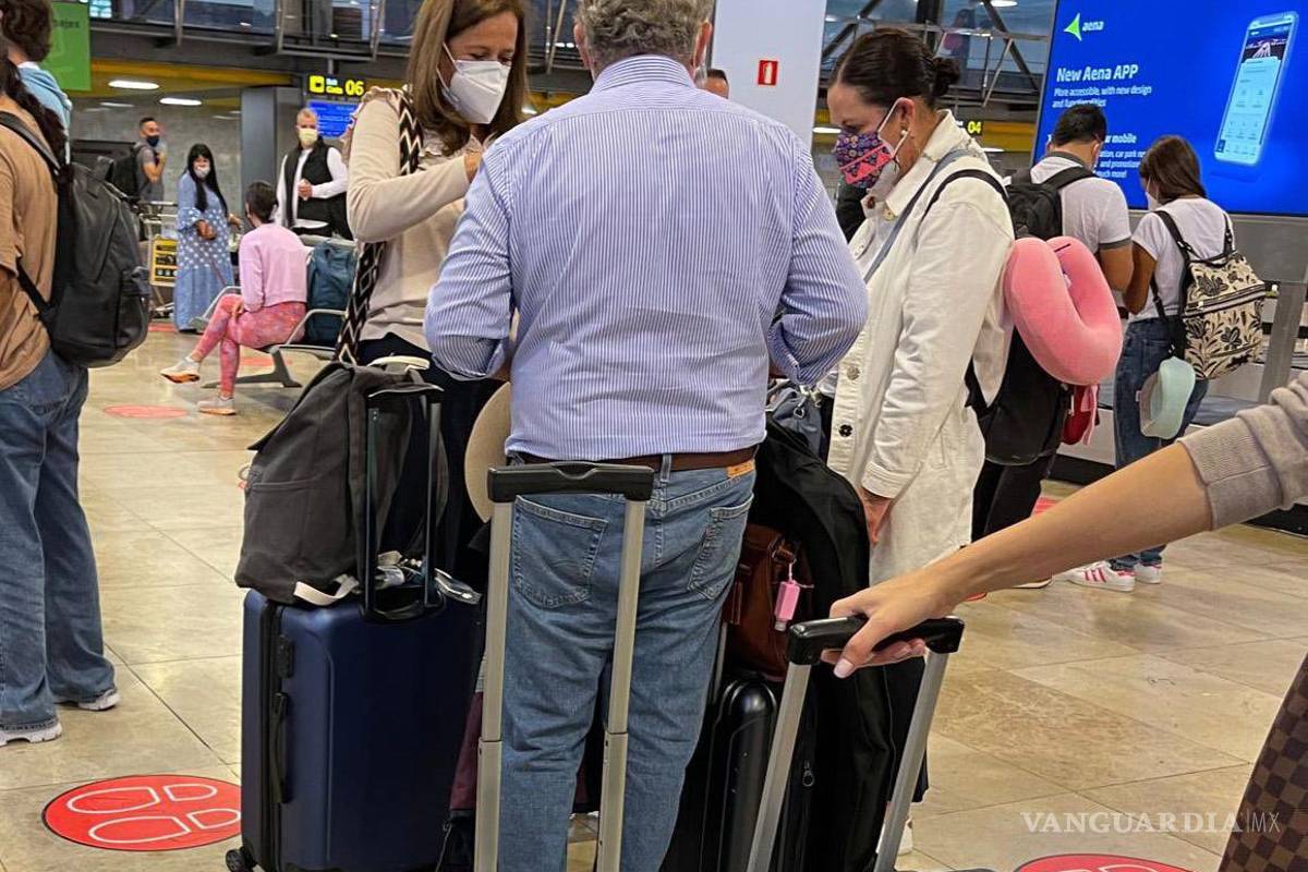 Captan a Felipe Calderón y su esposa en España; Zavala apenas rindió protesta como diputada