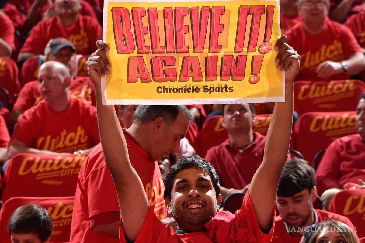 Los Rockets dan un rayo de esperanza