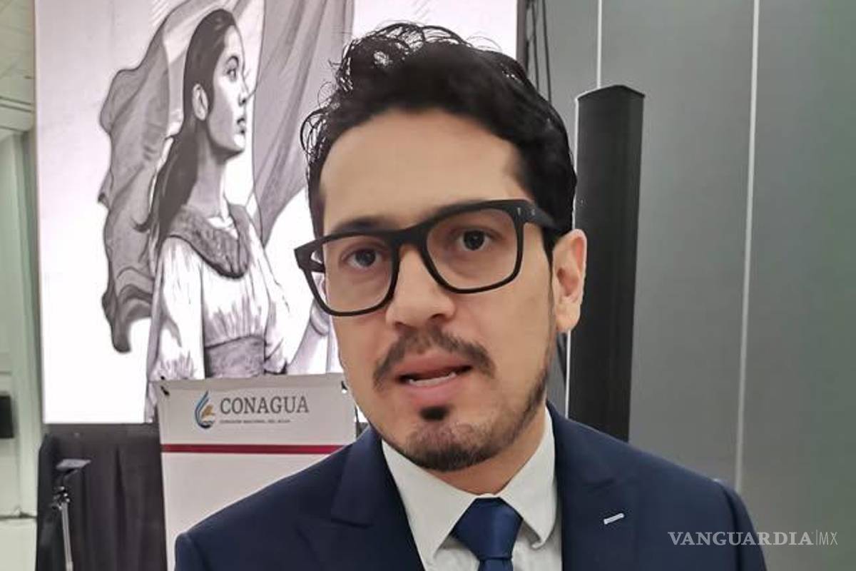 $!El gerente de Simas Torreón, Roberto Escalante González, informó sobre los alcances de la resolución judicial.