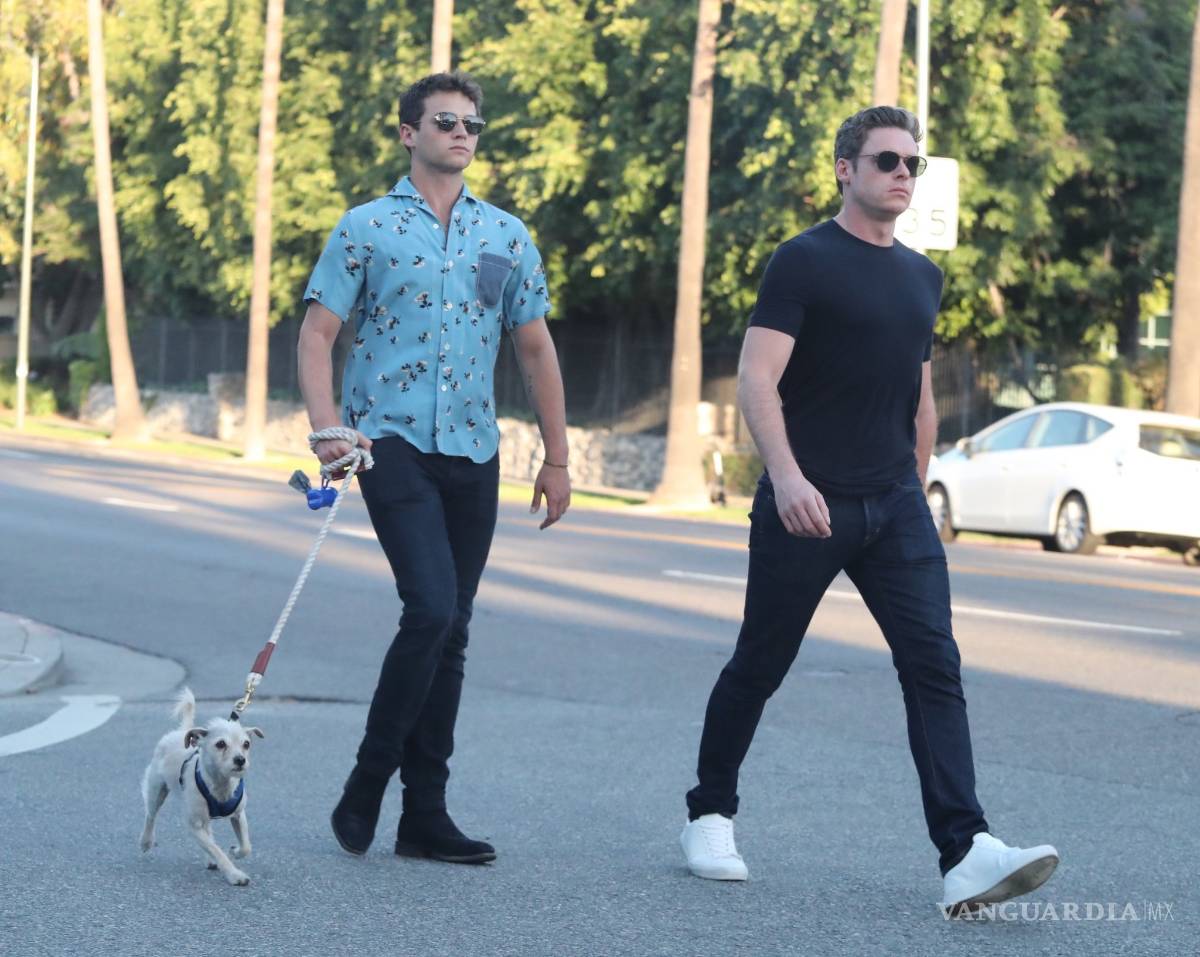$!¡Nueva pareja en Hollywood! Brandon Flynn y Richard Madden están saliendo