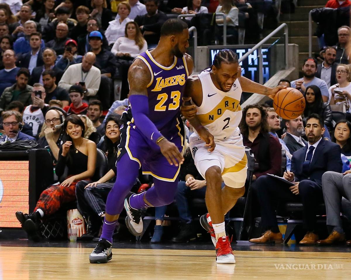 $!Kawhi Leonard podría armar un 'trabuco' con LeBron James y Anthony Davis en los Lakers
