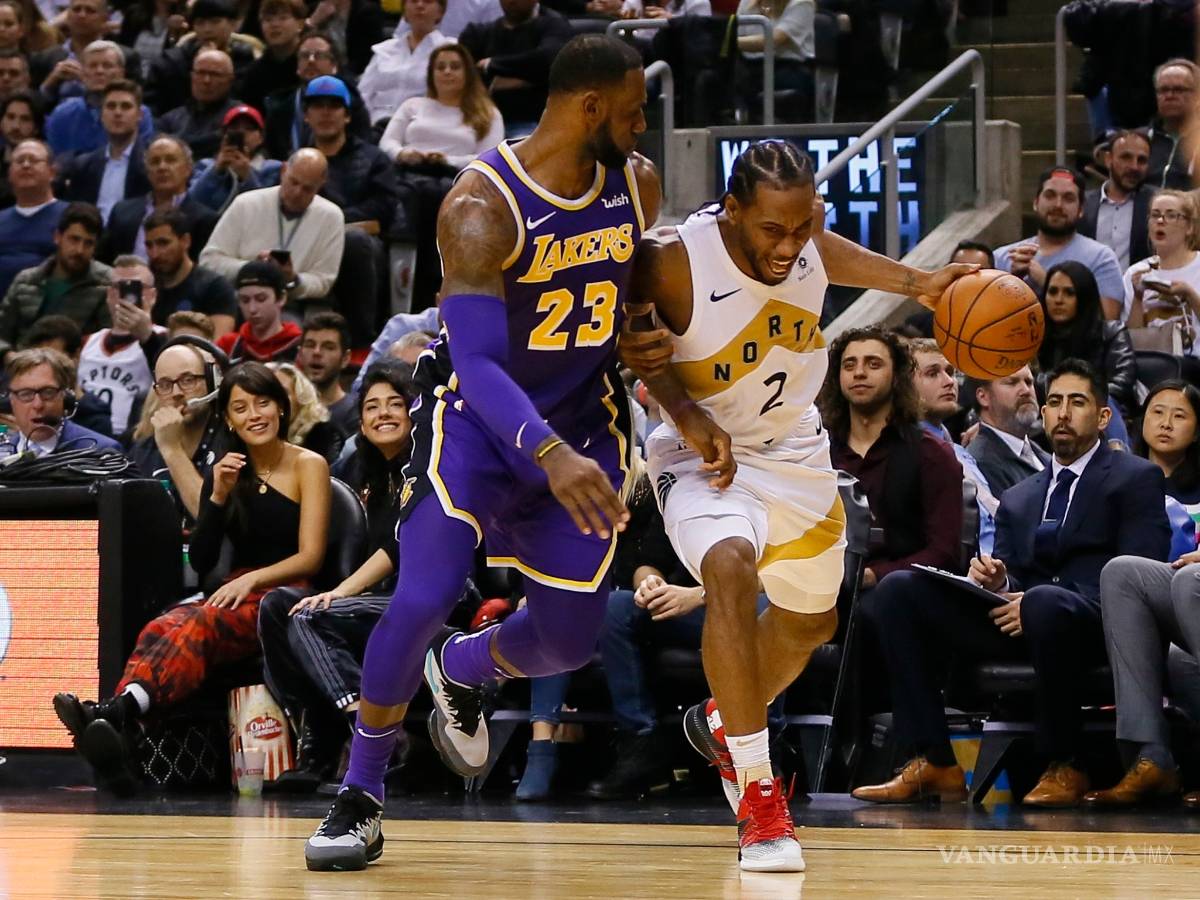 $!Kawhi Leonard podría armar un 'trabuco' con LeBron James y Anthony Davis en los Lakers