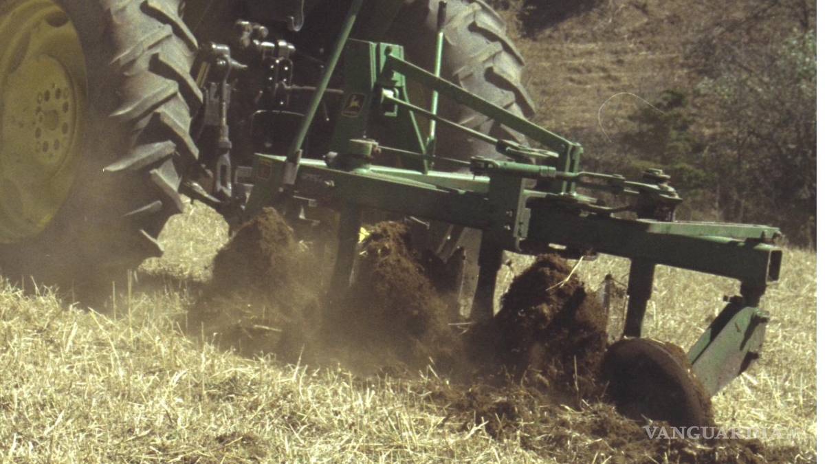 Pese a mayor sequía en más de 60 años, agricultores también sufren mayor escasez de financiamiento