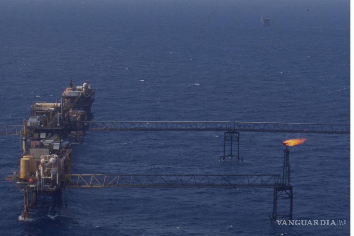 Ganaría Pemex si da luz verde a que la IP invierta en 300 de sus campos