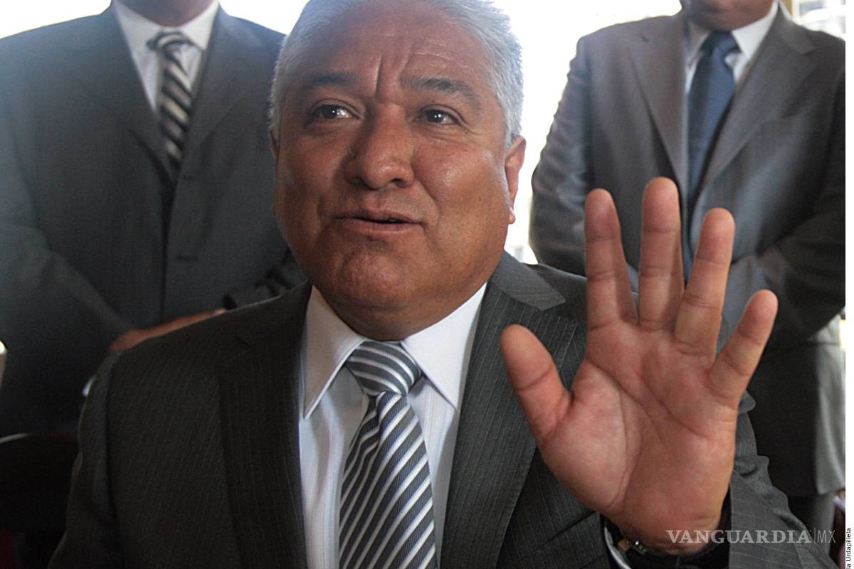 Encuentran desvíos hasta por 348 mdp en cuentas del exlíder del sindicato del IMSS