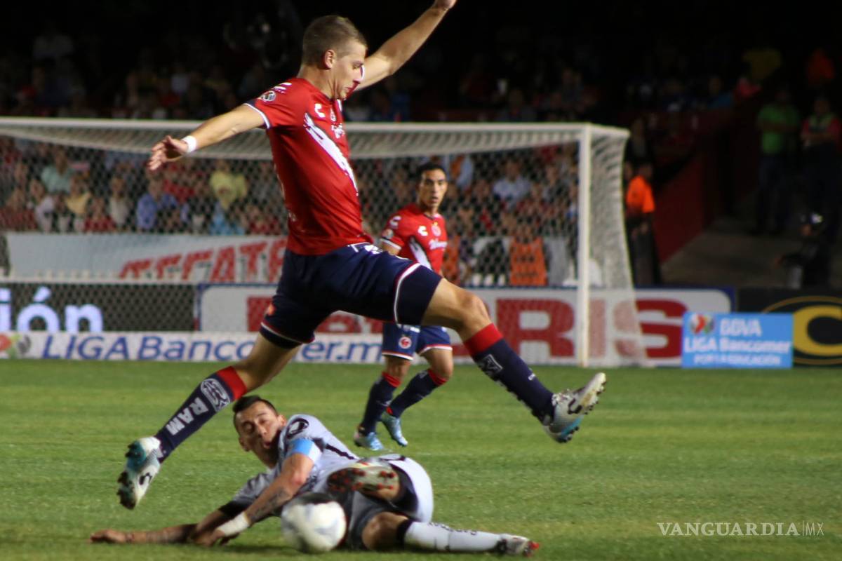 Tiburones buscan la alegría del triunfo en casa