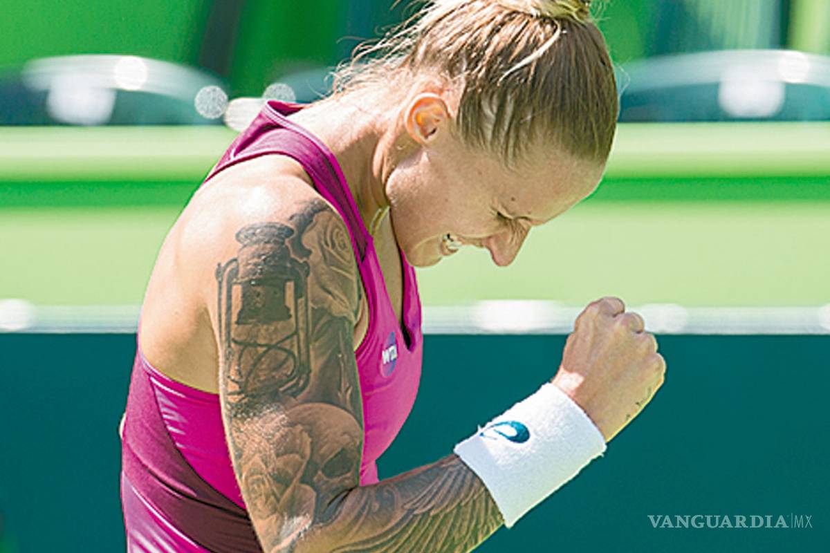 Lluvia agüita segundo día en Abierto de Monterrey