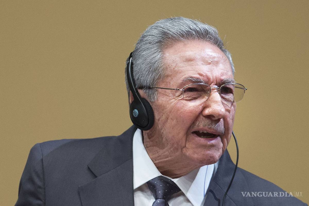 Publican lista de presos políticos en Cuba tras reto de Castro; exigen su liberación