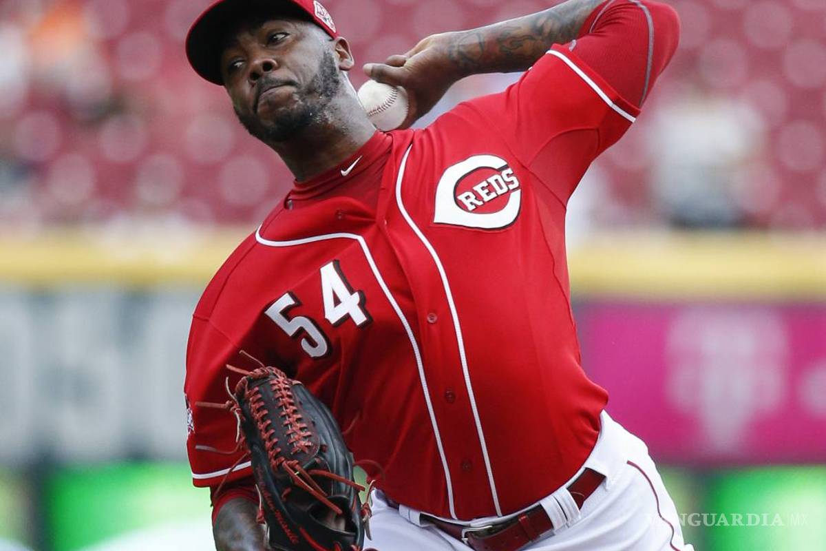 Revisa la fiscalía de Florida el caso de Chapman