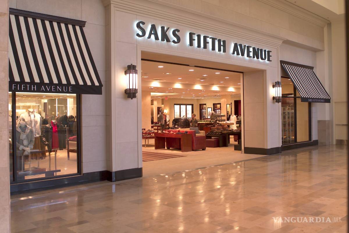 5 millones de datos financieros son robados de la tienda Saks Fifth Avenue
