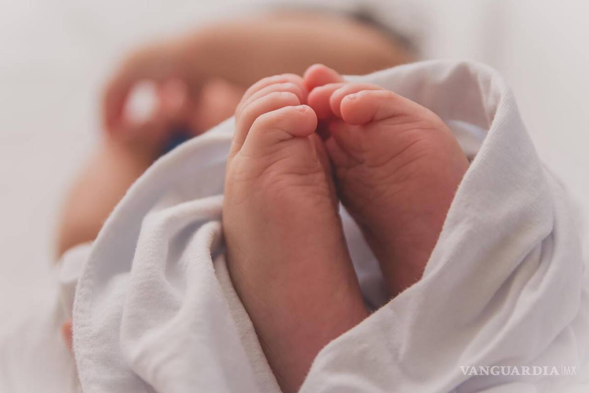 Bebé murió por COVID-19 a los 13 días en NL; nació sano: De la O