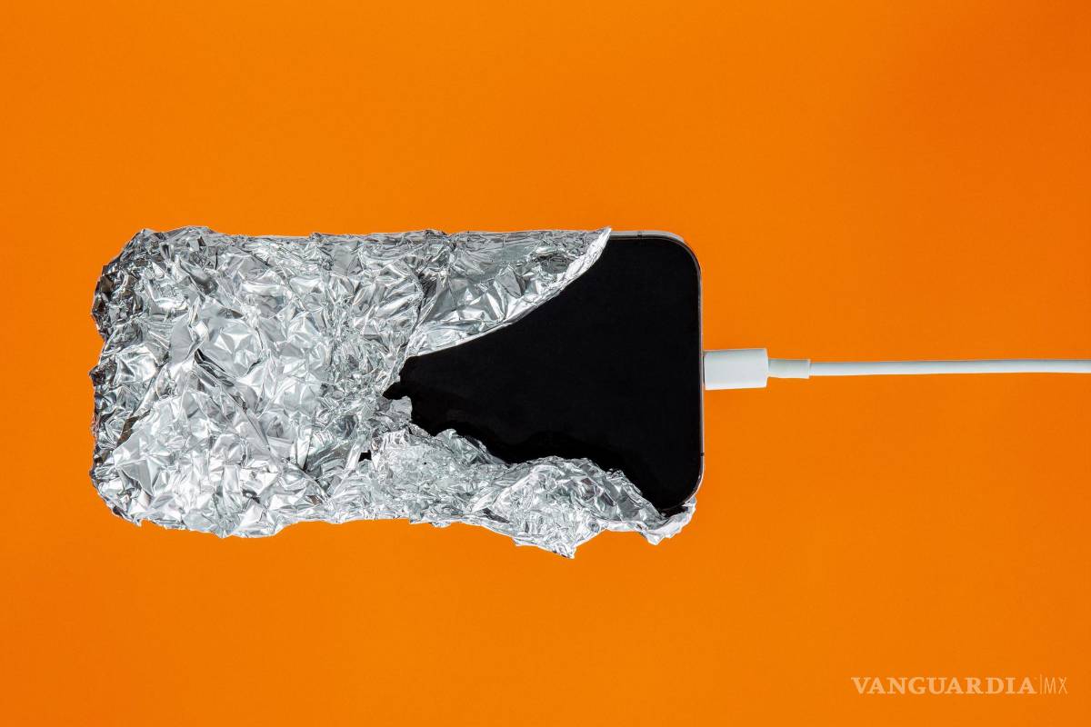 ¿Debo preocuparme por la radiactividad de los teléfonos celulares?