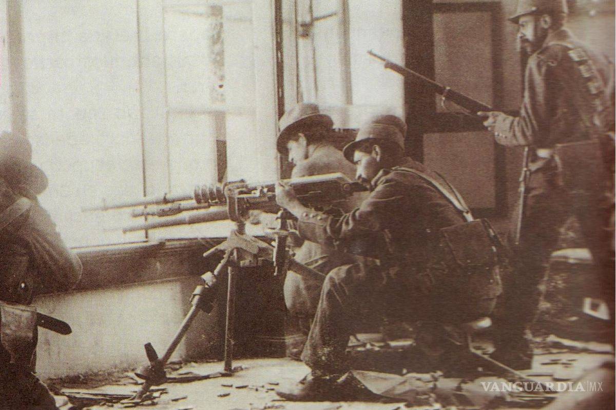 &quot;La imagen cruenta&quot; reúne imágenes y episodios poco conocidos de la Decena Trágica