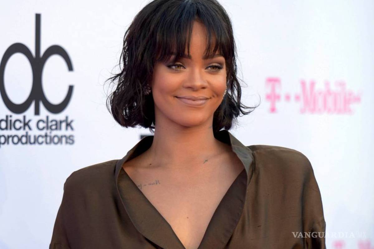 &quot;Si los locos Addams hicieran ejercicio usarían mi nueva colección de ropa&quot;: Rihanna