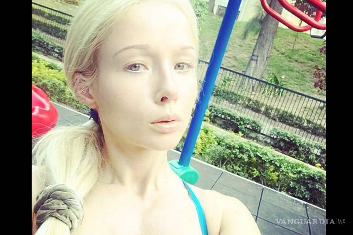 La Barbie humana se muestra sin maquillaje