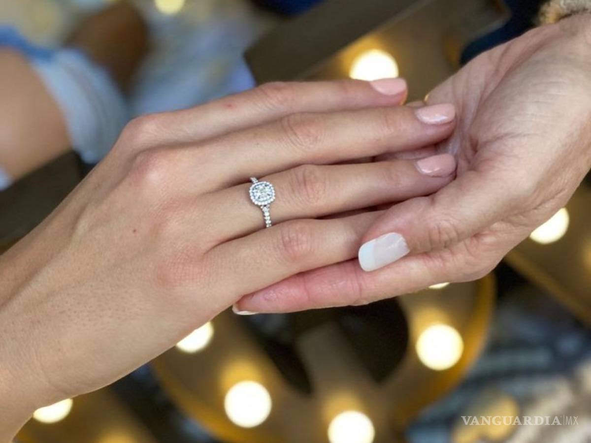 $!Lo sentimos Yolanda Andrade, pero Montserrat Oliver le acaba de pedir matrimonio a Yaya Kosikova